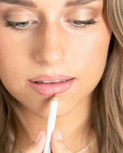 Cargar imagen en el visor de la galería, Ere Perez Lapiz de Labios Acai Kiss
