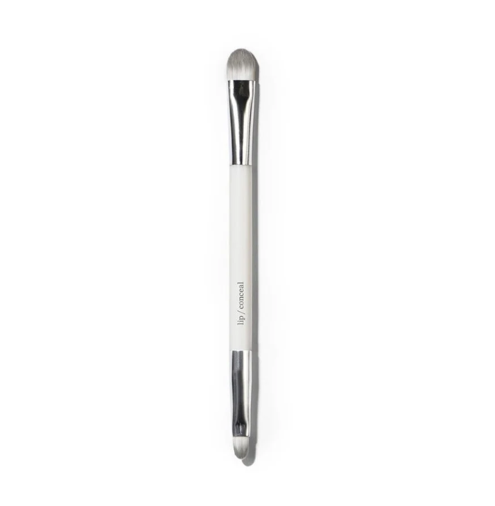 Ere Pérez Brocha para Corrector y Labios